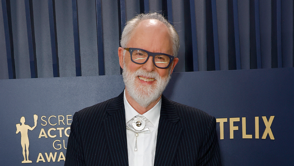 Σειρά Harry Potter: Ο John Lithgow Αναλαμβάνει τον Ρόλο του Dumbledore! Σειρά Harry Potter