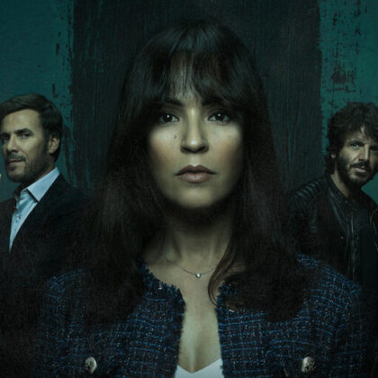 Μάθε πρώτος τα νέα για Netflix, Σειρές, Ταινίες, Streaming πλατφόρμες & Gaming. Reviews, Ειδήσεις & Προτάσεις στο Streamix.gr Άνχελα: Το Νέο Ισπανικό Θρίλερ Του Netflix Που Σε Βυθίζει Στο Σκοτάδι