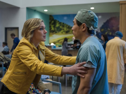 Pluribus: Όλα Όσα Ξέρουμε για τη Νέα Σειρά του Apple TV από τον Vince Gilligan